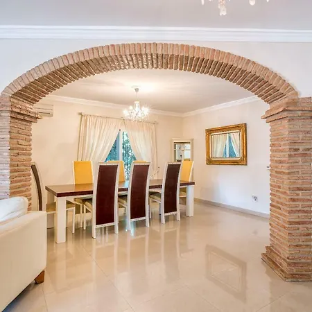 Charming 5br Espana By Rafleys *